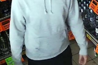 Brutalna bójka w centrum Warszawy. Trzech muszkieterów szuka policja