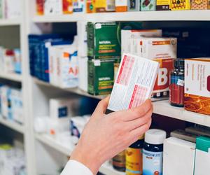 Prezydent podpisał ustawę dotyczącą bezpłatnych leków dla dzieci do 18 lat i seniorów powyżej 65. roku życia