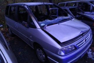 Ktoś podpalił auta należące do Fundacji z Pompą