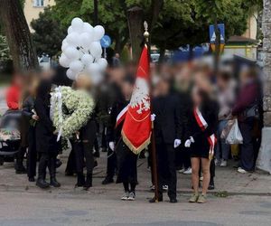 Tłumy na pogrzebie tragicznie zmarłej Mai. Kościół w Działdowie wypełniony po brzegi