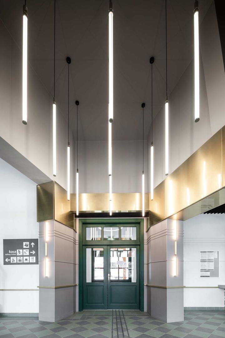 Wnętrze dworca w Zakopanem