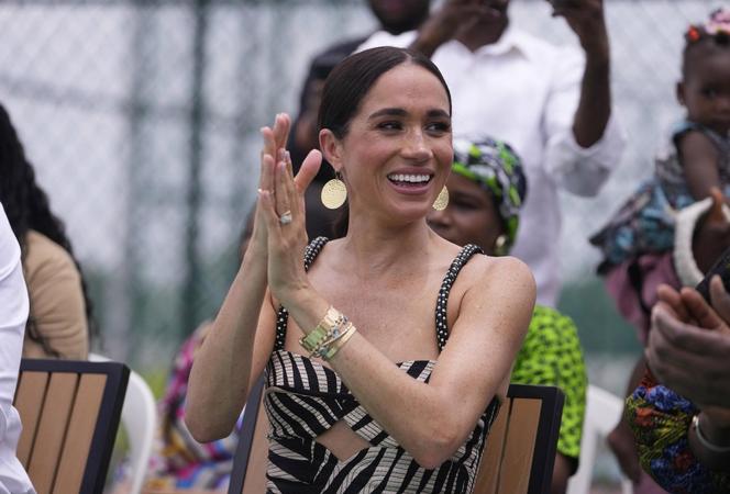 Wszystkie stylizacje Meghan Markle z podróży do Nigerii