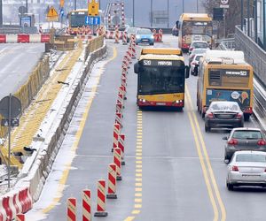 Otwarcie wiaduktu na Łazienkowskiej. Utrudnienia będą się jeszcze ciągnąć 