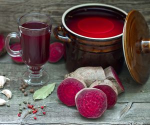 Barszcz czerwony na zakwasie - wigilijny przepis [WIDEO]