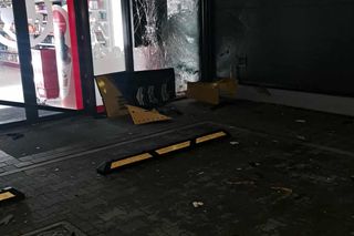 Nocny wybuch w Strzelnie. Bankomat wyleciał w powietrze, gotówka została