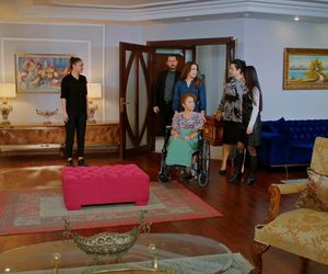 Miłość i nadzieja, odcinek 328. Kuzey, Sila, Hulya, Bahar, Cavidan, Yildiz