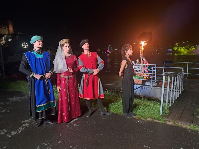 Małopolskie Królewskie Widowisko na Wiśle w ramach 24. Parady Smoków