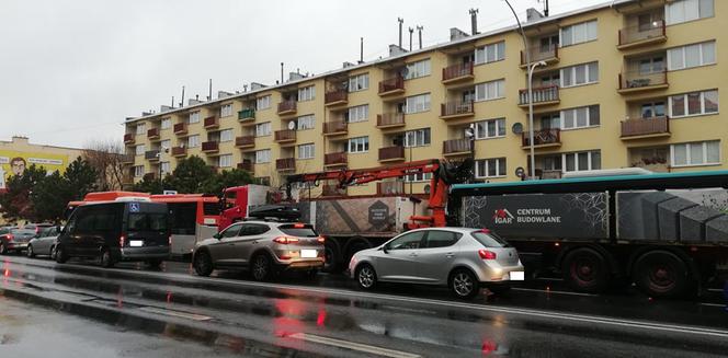 Rzeszów: Potrącił kobietę na pasach. Utrudnienia w centrum! 