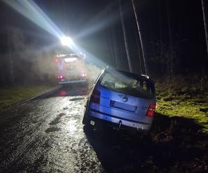 Tragiczny pożar samochodu niedaleko Krzeszyc. Nie żyje jedna osoba