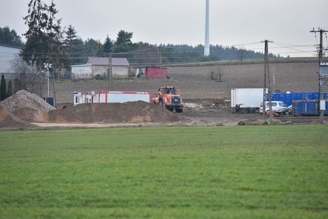 Konotopie. Budowa pomnika Matki Boskiej. Miliarderzy i marszałek województwa na wmurowaniu aktu erekcyjnego [ZDJĘCIA].