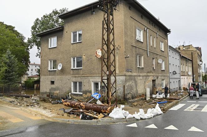 Tak wyglądają Głuchołazy po przejściu powodzi. Niewyobrażalna skala zniszczeń