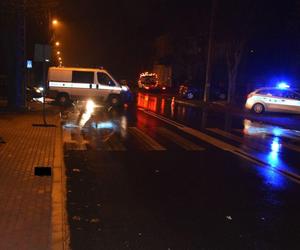 Zelów: 20-latek potrącił na pasach dwie osoby. Poszkodowani trafili do szpitala w Bełchatowie