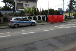 Warszawa. Nie żyje młody mężczyzna. Podczas spaceru zasłabł, upadł i nie odzyskał świadomości