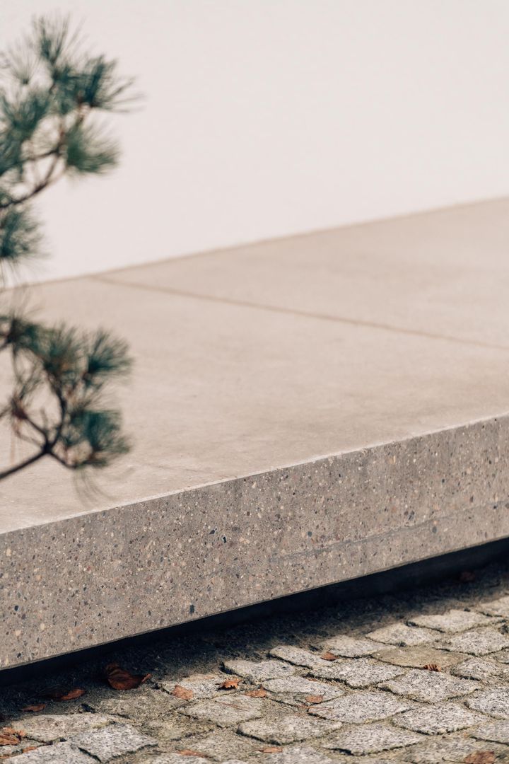 Dom z lewitującym dachem pod Warszawą. Fot. ONI Studio