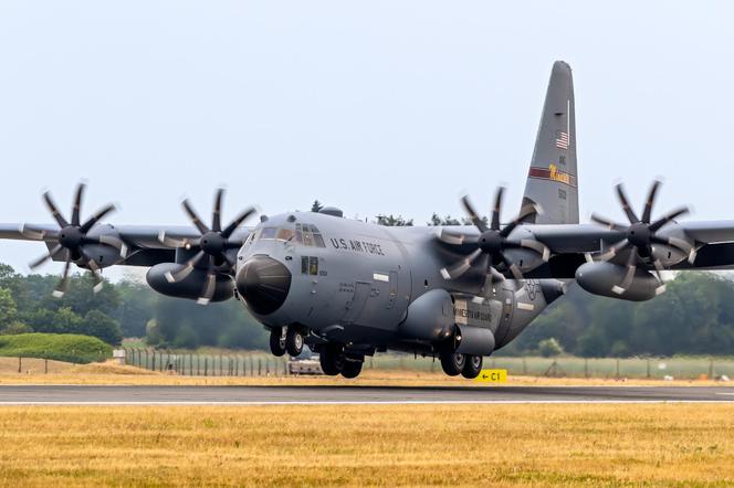 Samolot transportowy C-130H Hercules