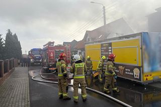 Potężny wybuch wstrząsnął spokojną ulicą Kwiatową w Chełmnie. Rodzice próbowali ratować syna