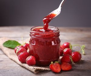 Dżem z truskawek z dodatkiem żelfiksu