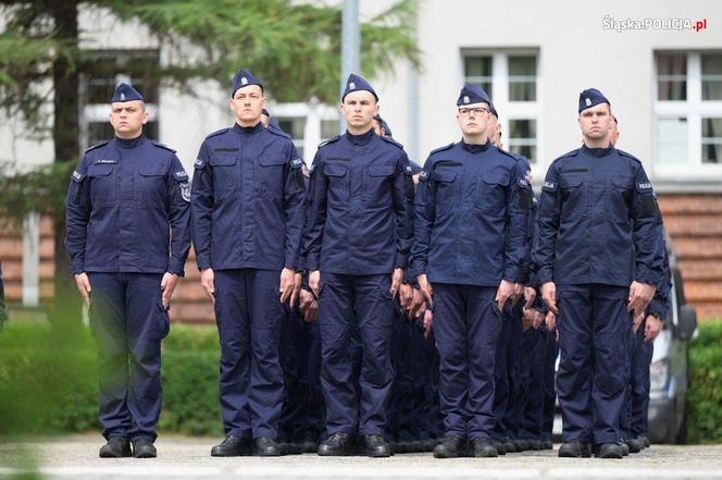 Uroczyste ślubowanie 69 nowych policjantów  w Oddziale Prewencji Policji w Katowicach