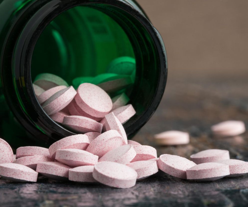 100 osób w szpitalach, 2 nie żyją. Władze wycofują podejrzany suplement na cholesterol