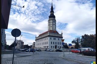 Ratusz w Strzelinie odbudowany w starym stylu. Na ten wygląd czekał prawie 80 lat