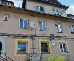 Modernizacja Koloni Robotniczej w Starachowicach. 100-letnie osiedle zmienia się na naszych oczach