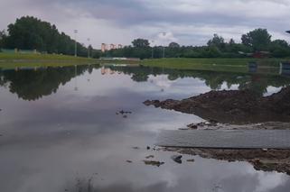 Krajobraz po burzach i ulewach na Śląsku i w Zagłębiu. Zalało ulice Czeladzi, Bytomia, Rudy Śląskiej [ZDJĘCIA,WIDEO]