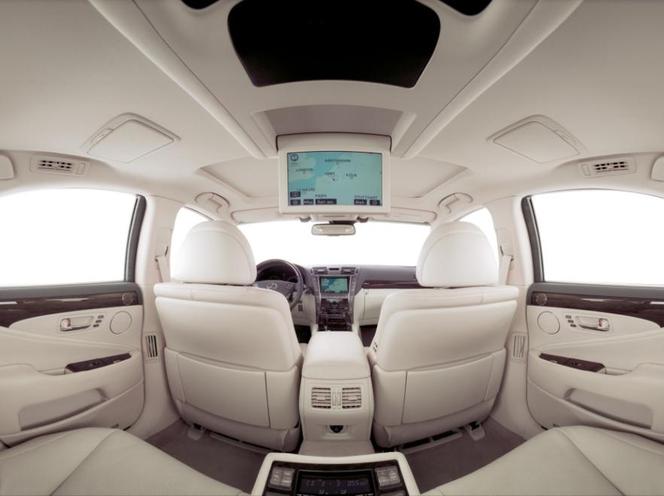 Lexus LS 600h