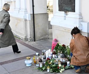 Upamiętnienie brutalnie zaatakowanej pracowniczki UW (8.05.2025)