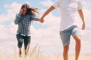 Tygodniowy horoskop: Ryby czeka nowa znajomość, Lew zaszaleje. Sprawdź, co wydarzy się w twoim życiu od 20 lipca