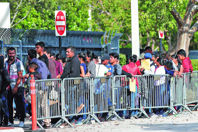 Shutdown uderza w imigrantów