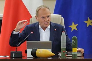 Tusk: Chcemy, aby maksimum produkcji amunicji było w Polsce