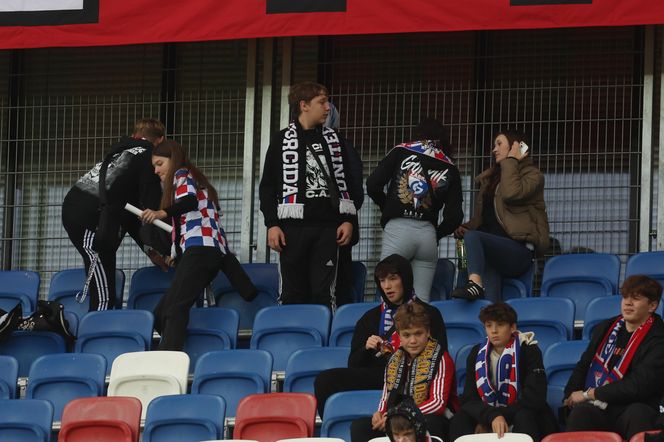 Górnik Zabrze zmierzył się z Zagłębiem Lubin. Kibice rozgrzewali piłkarzy z trybun