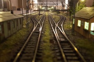 Tysiące centymetrów torów, setki pociągów, miniaturowi kolejarze, pasażerowie, przejazdy. Przed nami VII Bydgoska Wystawa Makiet Modułowych