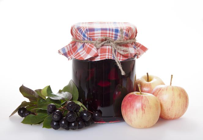 Konfitura z aronii, jabłek i gruszek: zdrowie zamknięte w słoiku