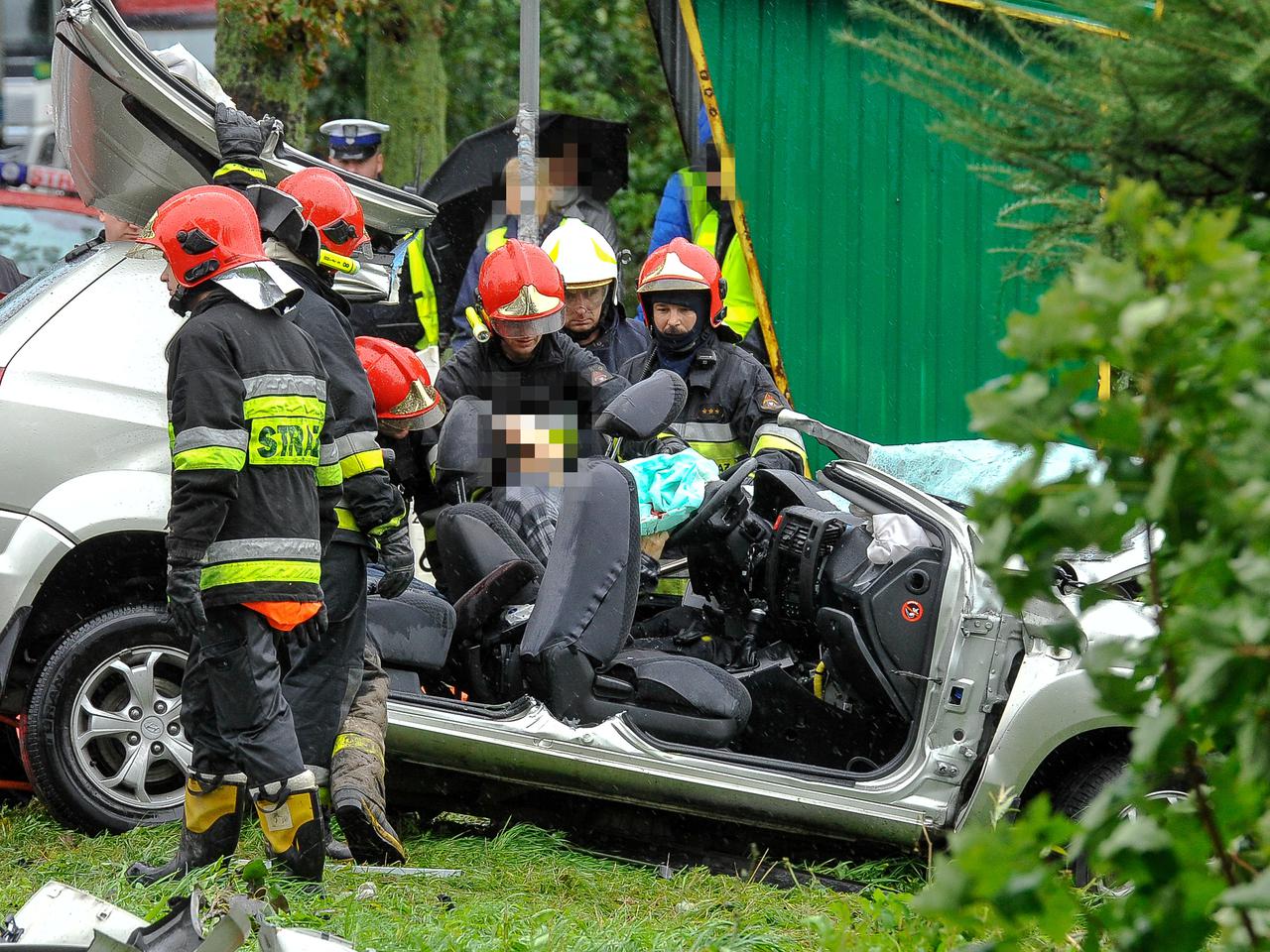 ŚMIERĆ POD TIR-EM PRZEWĄŻĄCYM ŚWINIE.