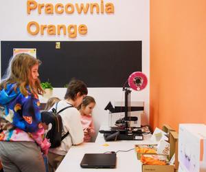 Kraśniczanie mają nowe miejsce do spotkań. W Pracowni Orange za darmo skorzystają z najnowszych technologii