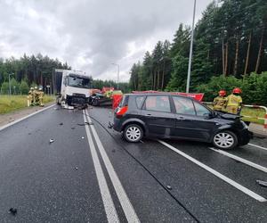 Brzesko. Tragiczny wypadek z udziałem pięciu pojazdów. 26-latek zginął na miejscu