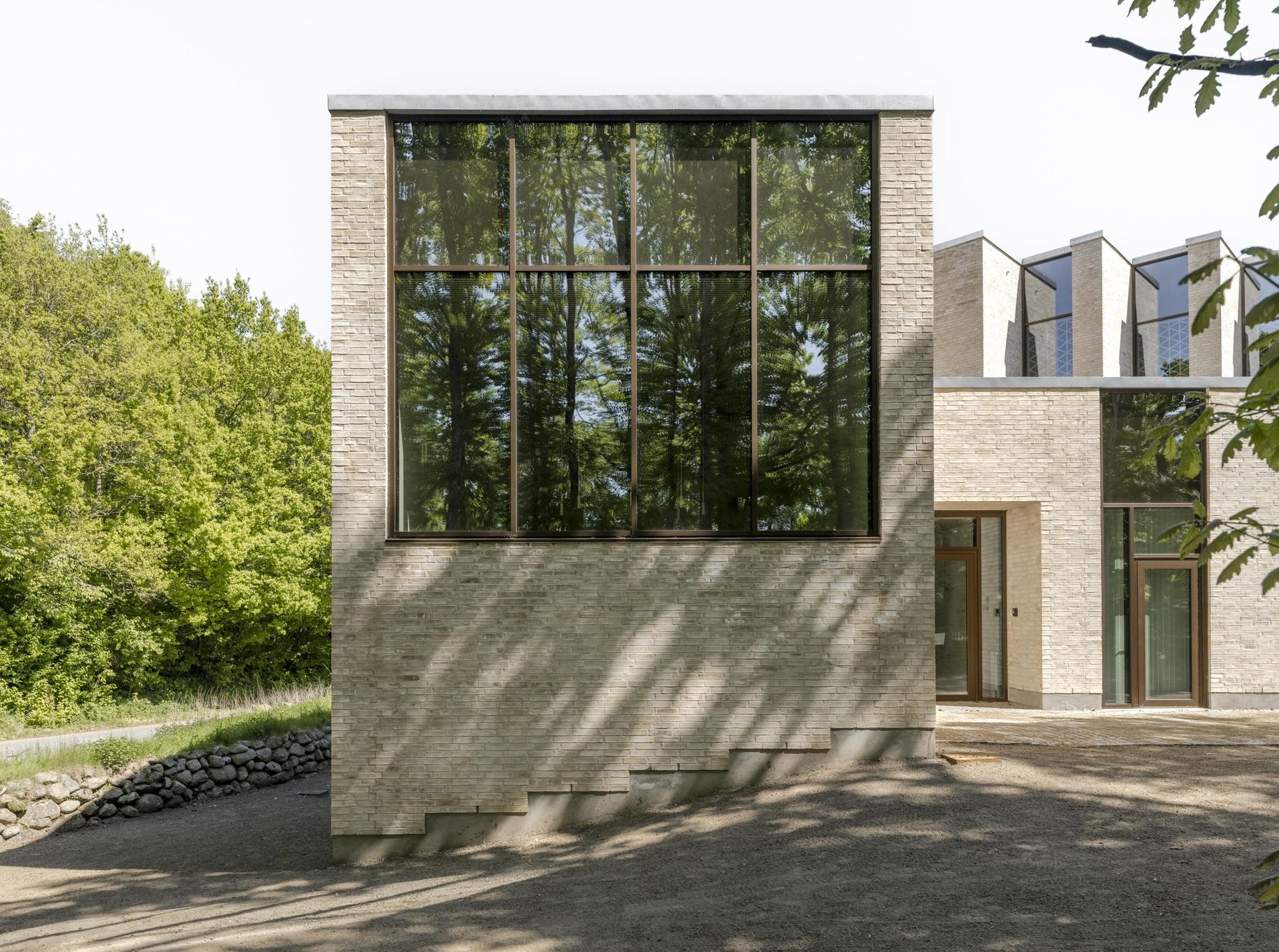 Højvangen Church, Henning Larsen 