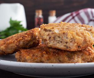 Te kotleciki są prawdziwym hitem w moim domu. Talerze są wylizane do czysta