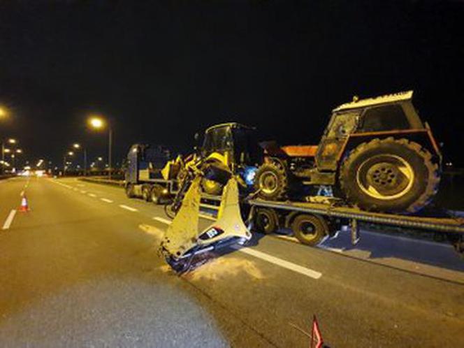 Tir zniszczył wiadukt na A2