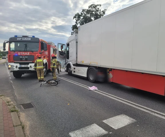 Poważny wypadek na Mazowszu. 10-latka trafiła do szpitala
