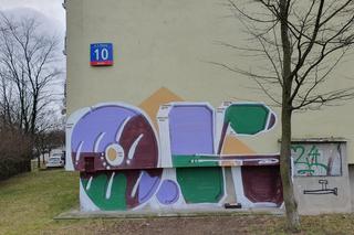 Mural Anioła z serialu Alternatywy 4 na Ursynowie zniszczony przez wandala. Niedawno został odnowiony