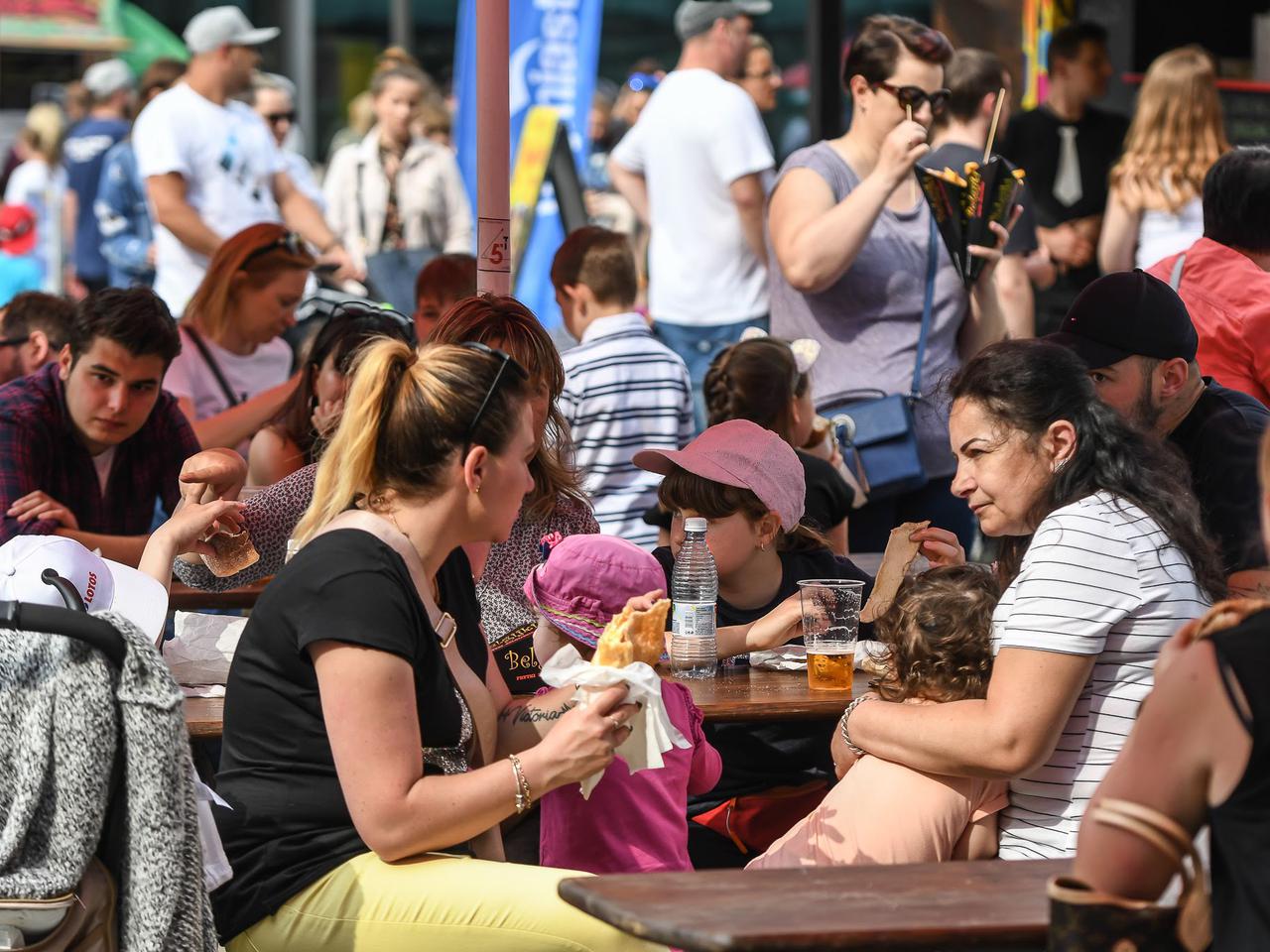 Podróż w krainę smaków. Festiwal Food trucków w Pasłęku