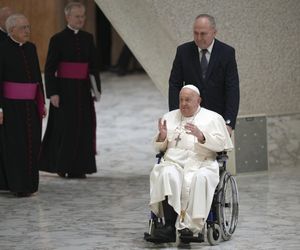 To ostatnie dni papieża Franciszka? Watykan szykuje się do pochówku. Żadnych urlopów