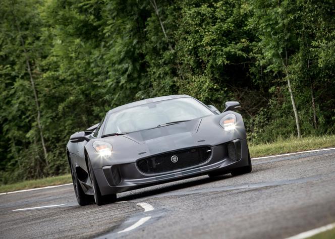 Jaguar C-X75 Concept