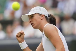 Iga Świątek rozbiła Danielle Collins. Słodki rewanż i awans do 4. rundy Wimbledonu!