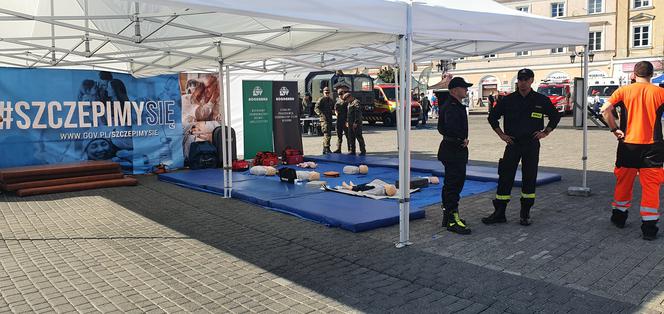 Trwa piknik "Zadbaj o zdrowie” na Placu Zamkowym w Lublinie