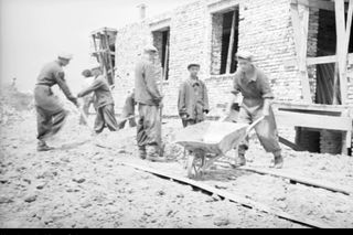 Budowa Nowej Huty w Krakowie