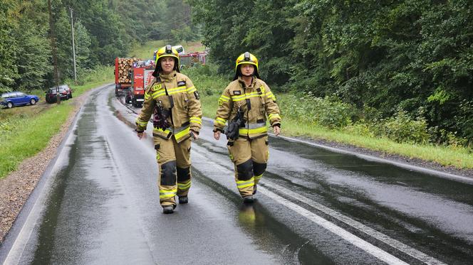 Wypadek w pobliżu Konotopu  - autobus z tirem 