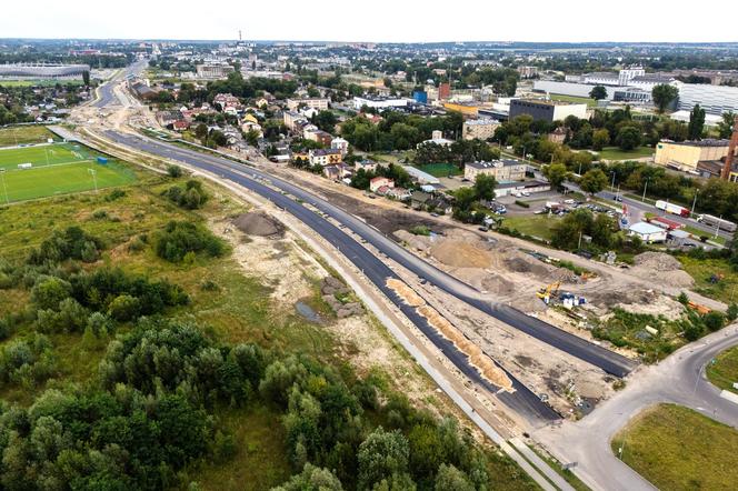 Połowa już za nimi! Coraz bliżej do zakończenia budowy ul. Lubelskiego Lipca ’80 w Lublinie